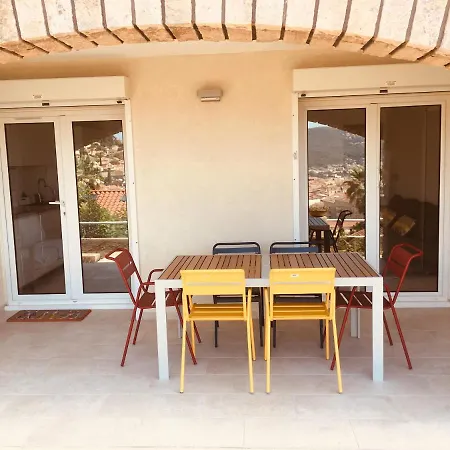 Bas Villa, Vue Mer, Centre Ville, Paradis, Calme Apartment