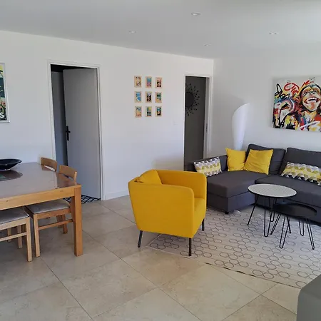 Bas Villa, Vue Mer, Centre Ville, Paradis, Calme Apartment